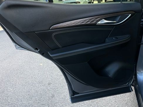 Used 2022 Buick Envision Avenir w/ Premium Seat Package image 39