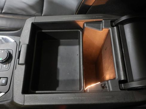 Used 2018 Chevrolet Traverse Premier w/ Redline Edition image 34