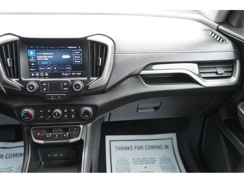 Used 2023 GMC Terrain AT4 image 17