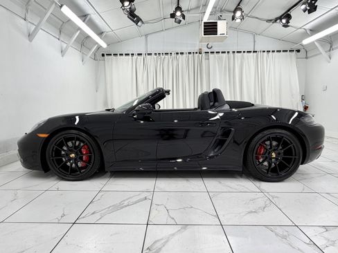 Certified 2025 Porsche 718 Boxster GTS image 2
