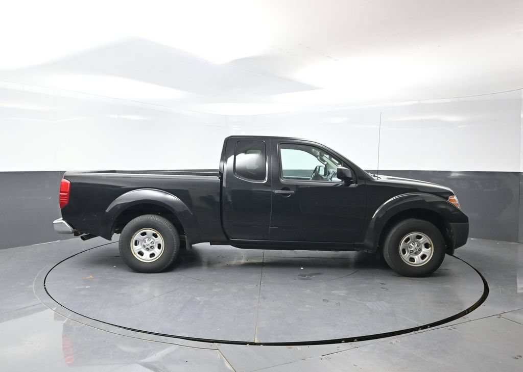 Used 2016 Nissan Frontier S RWD image 2