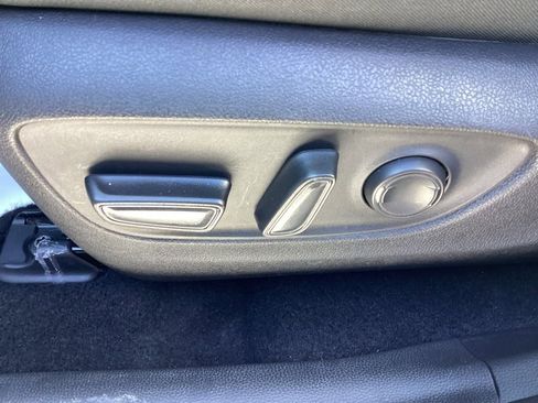 Used 2025 Toyota RAV4 XLE image 14