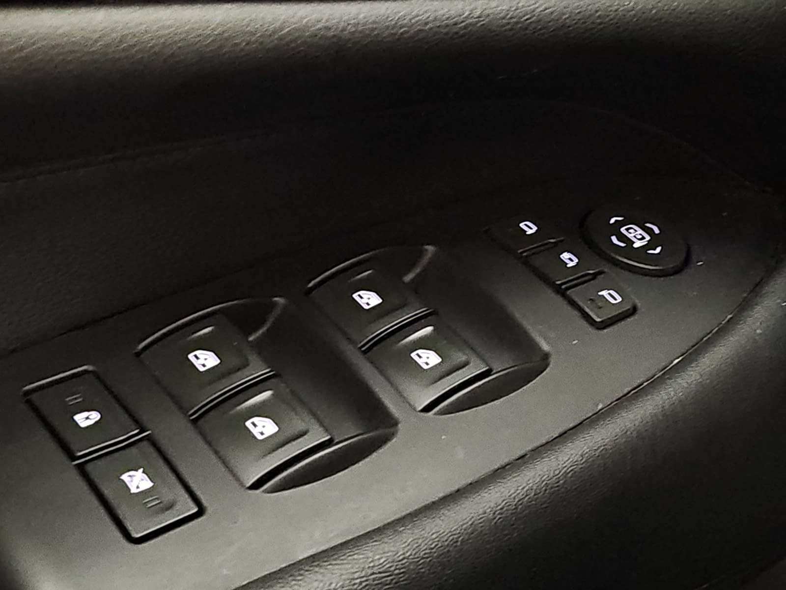 Used 2019 Cadillac Escalade Luxury AWD/4WD image 27