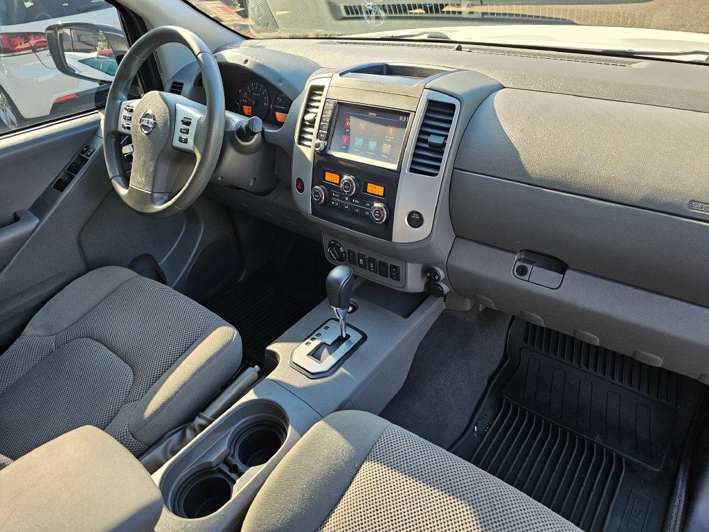 Used 2021 Nissan Frontier SV w/ Midnight Edition Floor Mats AWD/4WD image 28