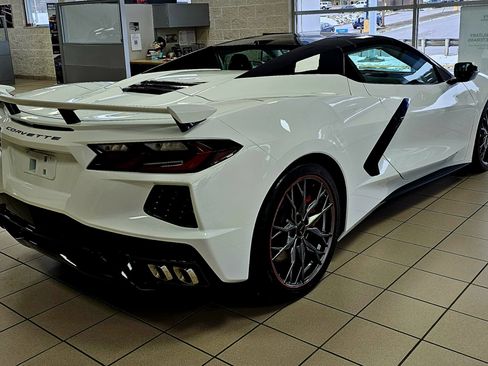 New 2026 Chevrolet Corvette Stingray Premium Conv w/ Z51 Performance Package image 5