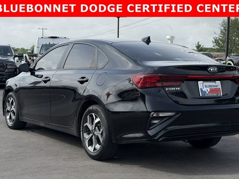 Used 2021 Kia Forte LXS FWD image 7