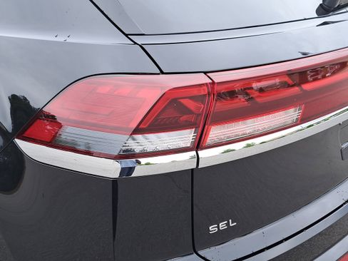 New 2026 Volkswagen Atlas Cross Sport SEL Premium R-Line AWD/4WD image 33