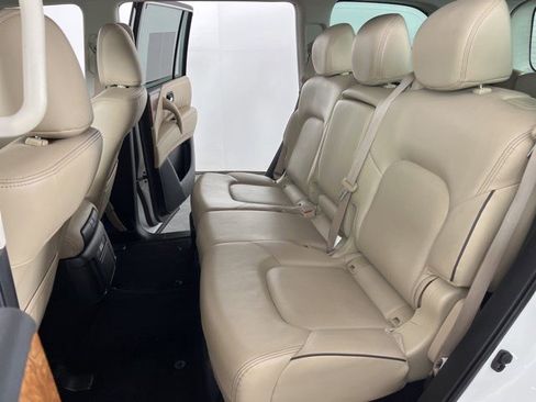 Used 2023 Nissan Armada SL image 38