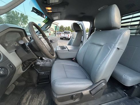 Used 2012 Ford F550 4x4 SuperCab Super Duty w/ XL Value Pkg image 19