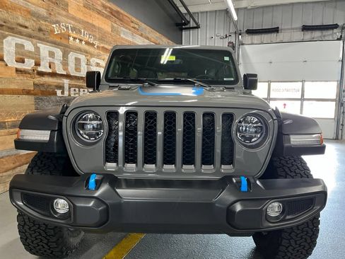 Used 2022 Jeep Wrangler Unlimited Rubicon 4xe w/ Cold Weather Group AWD/4WD image 58