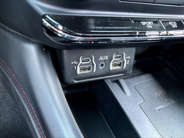 Used 2023 Dodge Durango R/T w/ Blacktop Package RWD image 17