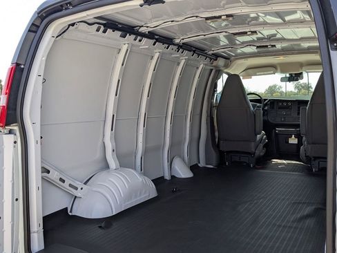 New 2026 GMC Savana 2500 w/ Driver Convenience Package image 12