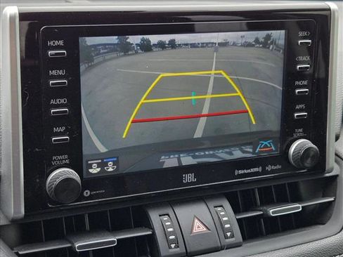 Used 2020 Toyota RAV4 Limited image 13