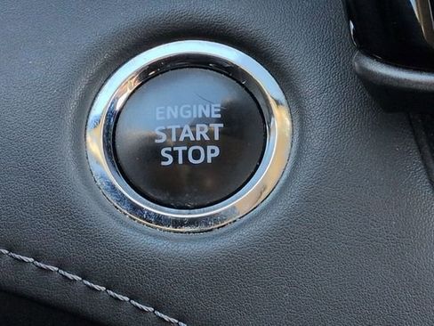 Certified 2023 Toyota Highlander LE image 19