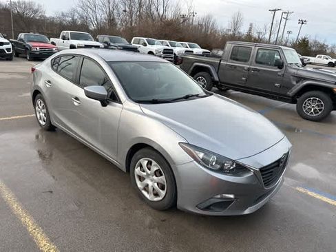 Used 2016 MAZDA MAZDA3 i Sport image 17