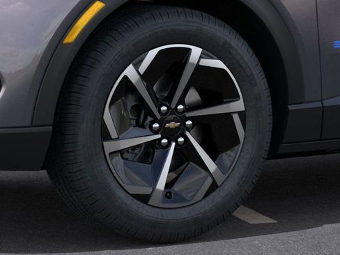 New 2026 Chevrolet Equinox EV LT image 9