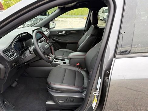 New 2026 Ford Escape ST-Line w/ Tech Pack #1 AWD/4WD image 12