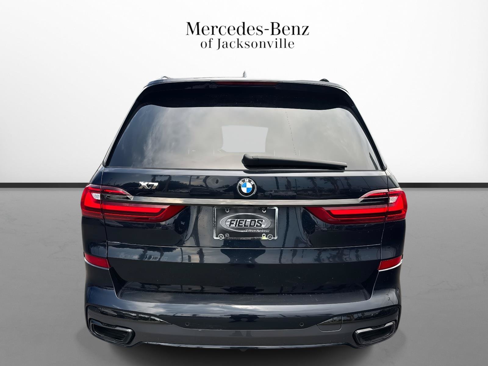 Used 2021 BMW X7 M50i w/ Dynamic Handling Package AWD/4WD image 4