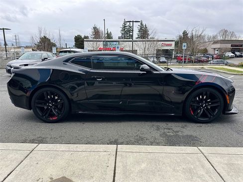 Used 2018 Chevrolet Camaro SS w/ Redline Edition image 6