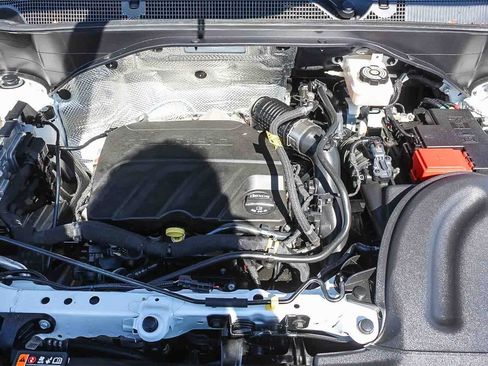 Used 2023 Buick Encore GX Select image 38