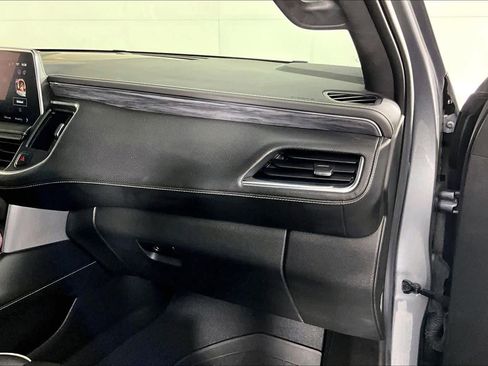 Certified 2022 GMC Yukon SLT w/ SLT Premium Package image 17