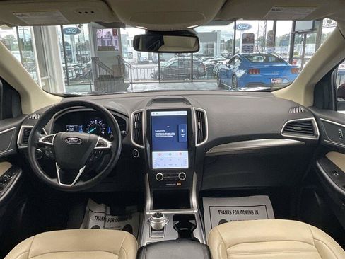 Used 2022 Ford Edge SEL w/ Convenience Package AWD/4WD image 15