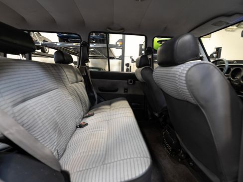 Used 1989 Toyota Land Cruiser image 81