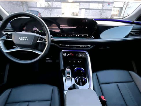 Certified 2025 Audi Q5 Premium Plus w/ Premium Plus image 15