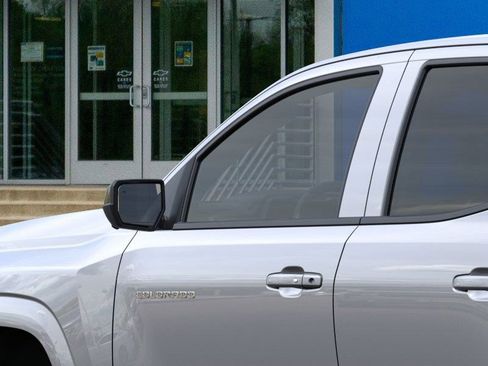 New 2025 Chevrolet Colorado LT w/ LT Convenience Package image 12