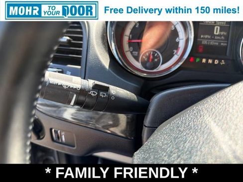 Used 2018 Dodge Grand Caravan SE w/ UConnect Hands-Free Group FWD image 18