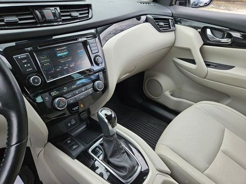 Used 2022 Nissan Rogue Sport SL image 20