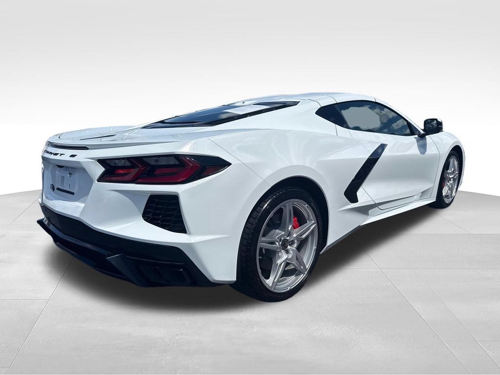 Used 2025 Chevrolet Corvette Stingray Coupe w/ 1LT RWD image 6