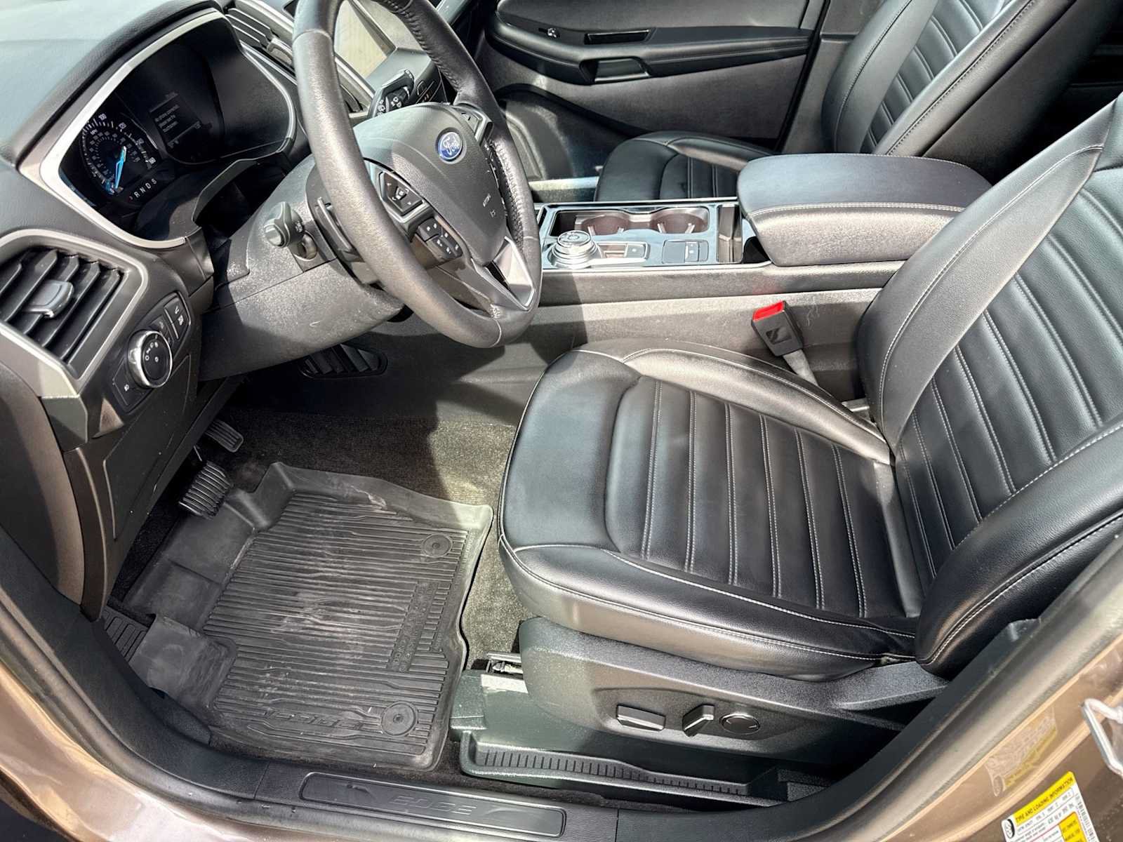 Used 2019 Ford Edge SEL w/ Equipment Group 201A AWD/4WD image 15