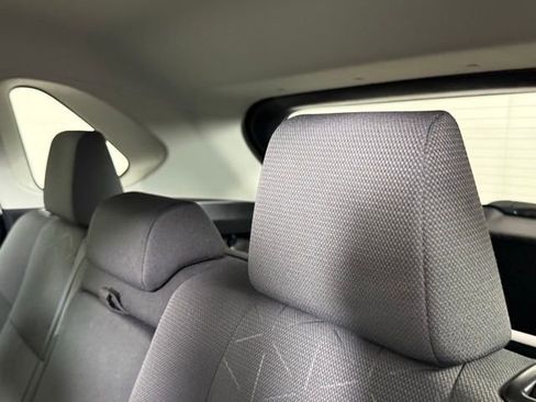 Used 2022 Toyota RAV4 XLE w/ Convenience Package image 21