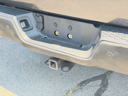Used 2022 RAM 1500 Warlock AWD/4WD image 9