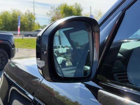 Used 2022 Land Rover Range Rover Westminster Edition image 39