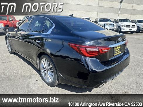 Used 2018 INFINITI Q50 Luxe RWD image 4