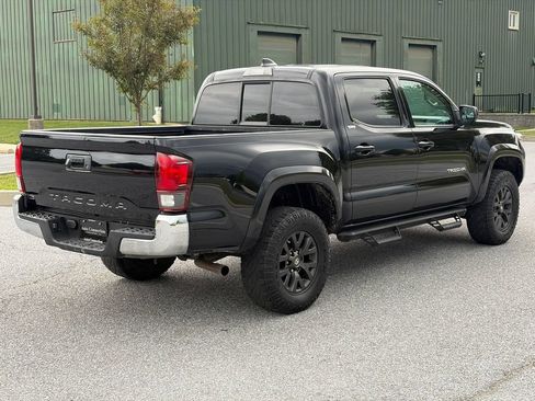 Used 2020 Toyota Tacoma SR5 w/ SR5 Appearance Package (SM) RWD image 8