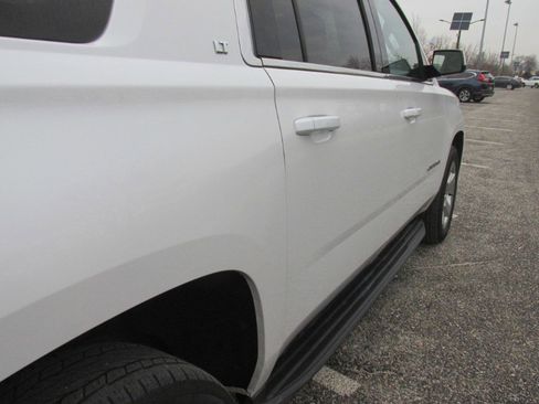 Used 2018 Chevrolet Suburban LT image 96