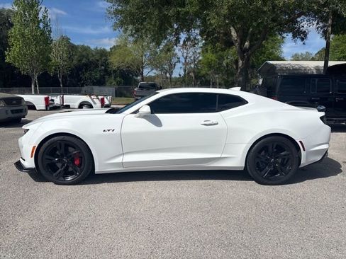 Used 2022 Chevrolet Camaro LT w/ RS Package image 8