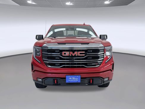 Used 2024 GMC Sierra 1500 AT4 w/ Technology Package AWD/4WD image 6