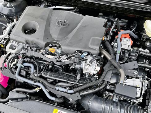 Used 2026 Toyota Camry SE image 31