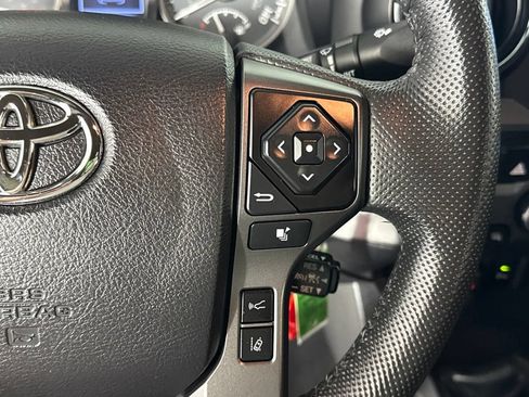 Used 2021 Toyota Tacoma TRD Pro AWD/4WD image 12