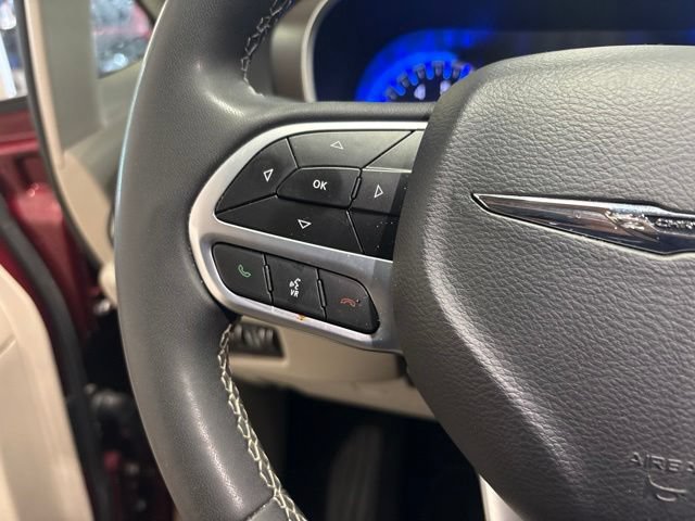 Used 2023 Chrysler Voyager LX FWD image 16