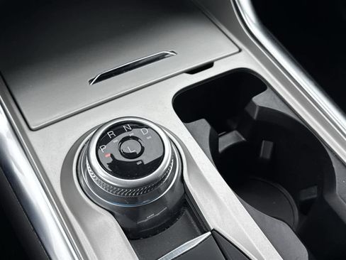 Used 2023 Ford Explorer XLT w/ Equipment Group 202A image 23