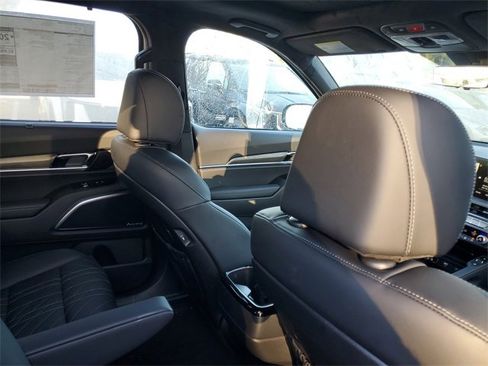 New 2025 Kia Telluride SX Prestige X-Line image 31