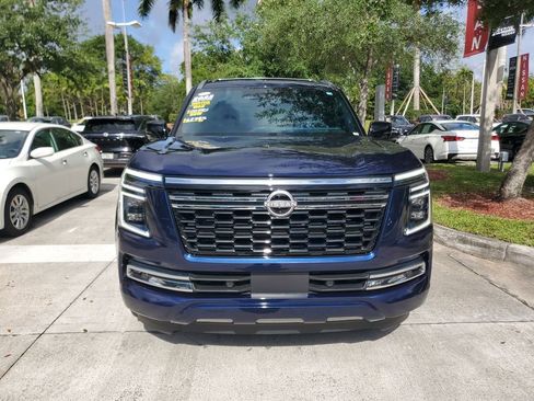 Certified 2025 Nissan Armada Platinum Reserve RWD image 2