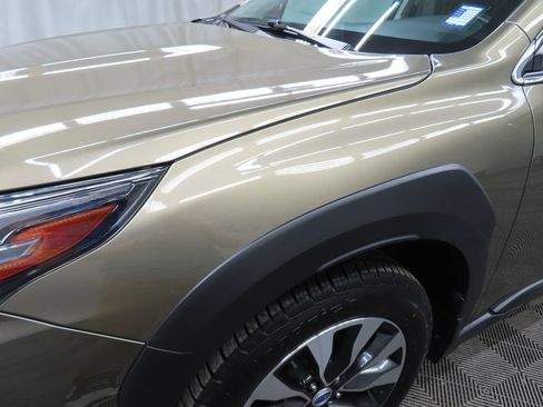 Used 2023 Subaru Outback Touring AWD/4WD image 45