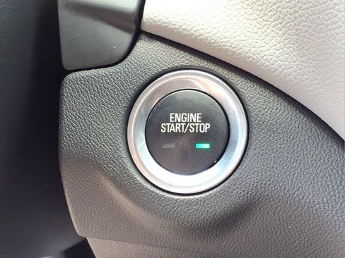Used 2024 Chevrolet Equinox LS w/ LS Convenience Package FWD image 23