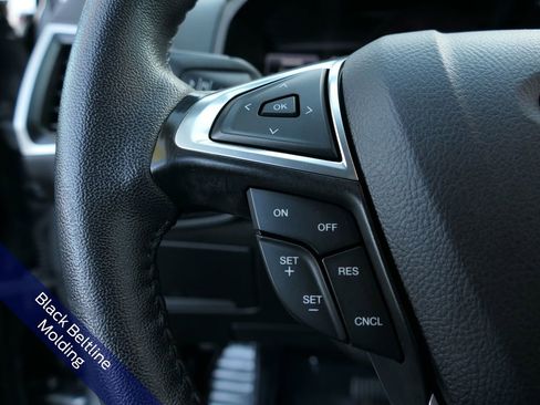 Used 2024 Ford Edge SEL w/ Sport Appearance Package image 16